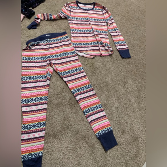 Pajama set - Picture 1 of 2